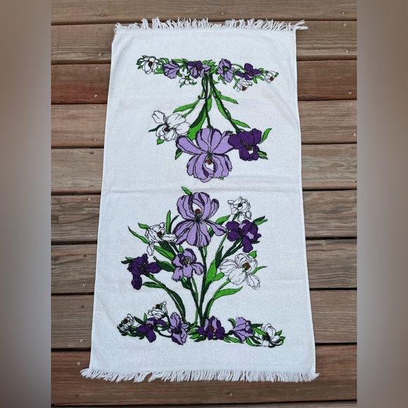Vintage Cannon Bath Towel Lot 70s Retro Hydrangea Iris Daisy Floral Fringe MCM - Picture 6 of 16